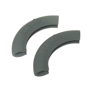 Alca-oval-para-cocotte-em-silicone-Staub-2-pecas-cinza