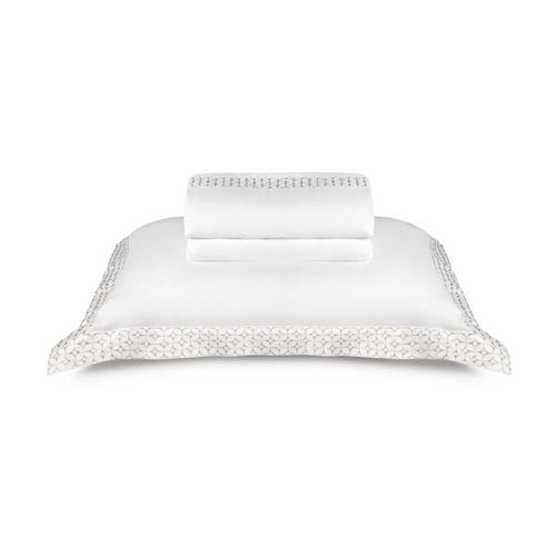 Jogo de lençol By the Bed The Carnegie 300 fios queen Bordado bege Jogo de lençol By the Bed The Carnegie 300 fios queen Bordado bege