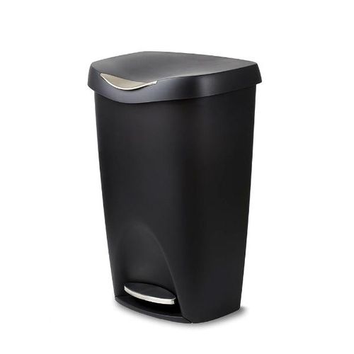 Lixeira em plástico Umbra Brim Can 50 litros preta Lixeira em plástico Umbra Brim Can 50 litros preta