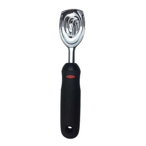 Colher para sorvete em aço inox Oxo SoftWorks preta