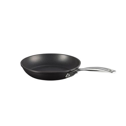 Frigideira rasa em alumínio Le Creuset TNS 24cm preta Frigideira rasa em alumínio Le Creuset TNS 24cm preta