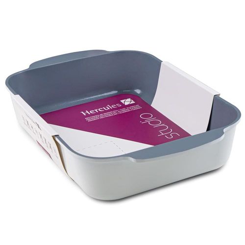 Assadeira retangular em alumínio com revestimento cerâmico Hercules Studio 30x22cm branca PA90000-A30BR Assadeira retangular em alumínio com revestimento cerâmico Hercules Studio 30x22cm branca PA90000-A30BR