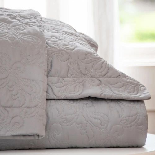 Colcha Scavone Safira Trapuntada Queen 300 fios 100% Algodão Cinza Colcha Scavone Safira Trapuntada Queen 300 fios 100% Algodão Cinza