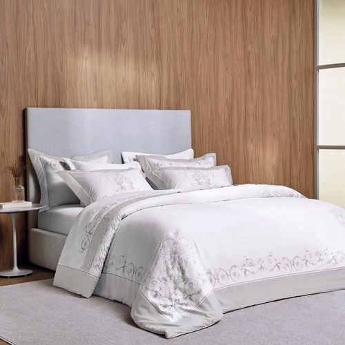 Jogo de Cama queen 300 Fios 100% algodão Trussardi Salviati cor branca Jogo de Cama queen 300 Fios 100% algodão Trussardi Salviati cor branca