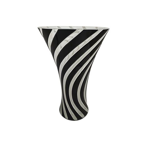 Vaso em cristal Strauss L569 28cm: uma peça de arte em preto e branco Vaso em cristal Strauss L569 28cm: uma peça de arte em preto e branco