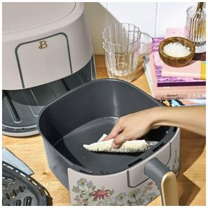 image-5a2984d43210442fa8c82f8040c71e4a