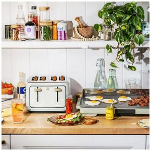 image-e76d10b85f354d87b5b71daf6bb7389c