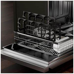 image-e8118a74b808464ba83aa838f97d9566